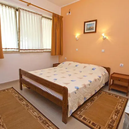 Appartement With Barbecue In